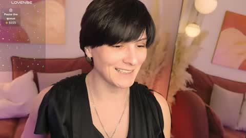 Loren online show from 04.10.26