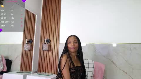 Snapshot of loren_ortiiz chatting on 12.13.25 loren_ortiiz online show from 12.13.25