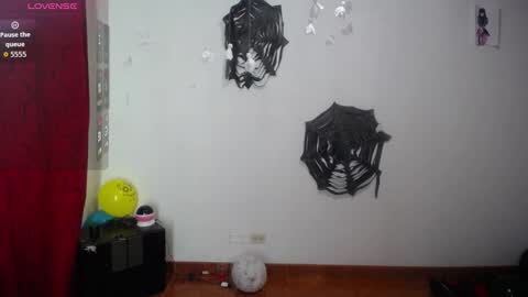 lorena494103 online show from 10.27.25