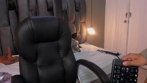 Lorena Vieira  online show from 02.09.25