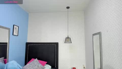 lorenadavies online show from 02.11.25