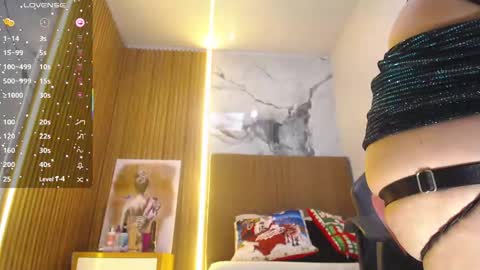 lorenadavies online show from 11.27.25