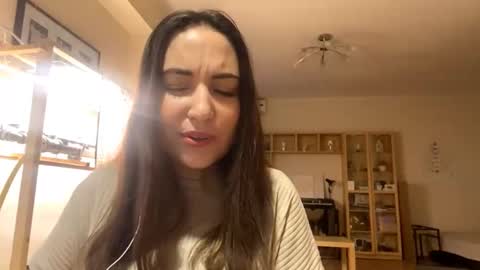 lorenrutty online show from 11.18.25