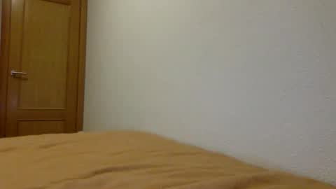 Snapshot of lorenzo6629 chatting on 11.08.25 lorenzo6229 online show from 11.08.25