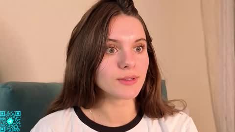 Chloe for Fan BlackHole online show from 09.29.25