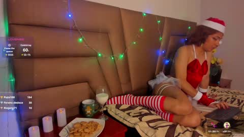 Snapshot of lorettmatthew chatting on 12.22.24 LorettMatthew online show from 12.22.24