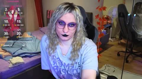 Snapshot of lori_myaf chatting on 11.13.25 Lori ----------------------------------- online show from 11.13.25