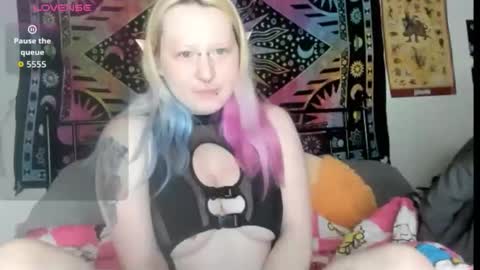 Lori Critter online show from 04.13.26