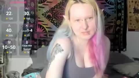 Lori Critter online show from 04.16.26