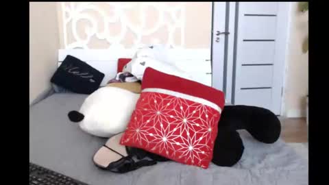 LorraGrey online show from 01.05.25