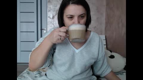 LorraGrey online show from 12.17.25