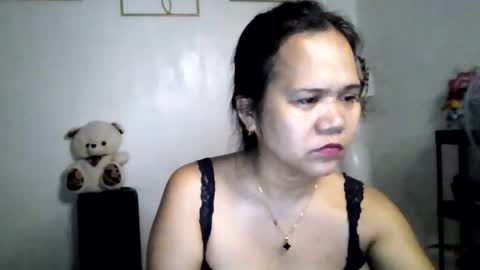 Snapshot of lorraine_cola chatting on 09.20.25 Lorraine online show from 09.20.25