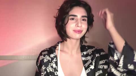 Snapshot of lorrettasittre chatting on 03.24.26 Amy online show from 03.24.26