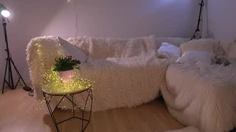 Lorrie online show from 02.20.26