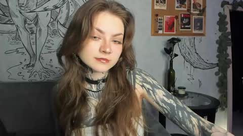 Snapshot of lostallice chatting on 04.27.26 lostallice online show from 04.27.26