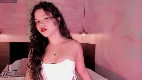 Snapshot of lotti_carter chatting on 12.31.24 Lotti online show from 12.31.24
