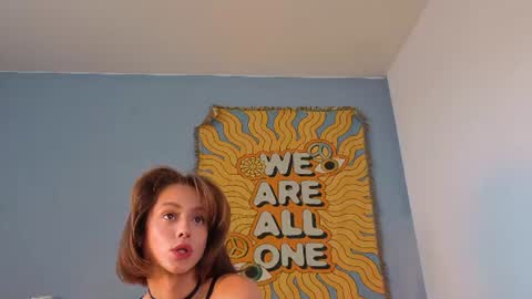 Snapshot of lottie_cutie chatting on 06.26.26 Charlotta online show from 06.26.26