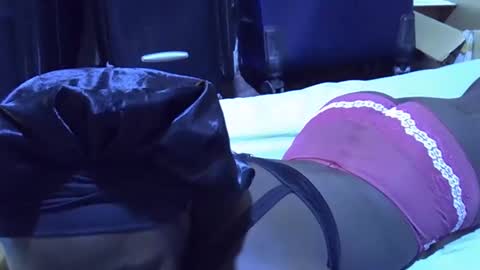 lotty_lavilla online show from 10.23.25