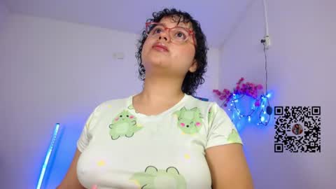 Snapshot of lou_cuteee chatting on 07.10.26 lou_cuteee online show from 07.10.26