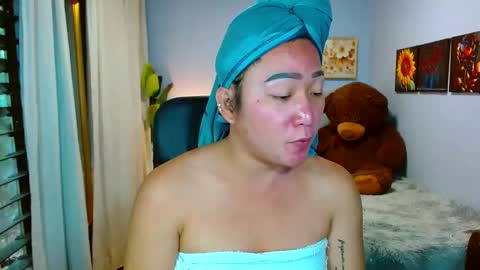 Snapshot of louie_sexy chatting on 02.02.26 Cathy online show from 02.02.26