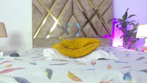 Louis Valdz online show from 12.09.24