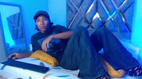 Louis Valdz online show from 01.12.25