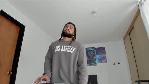 louis_marley_ online show from 01.11.26