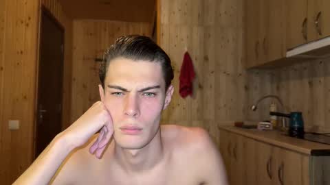 Snapshot of louis_preston chatting on 12.02.25 Mark online show from 12.02.25