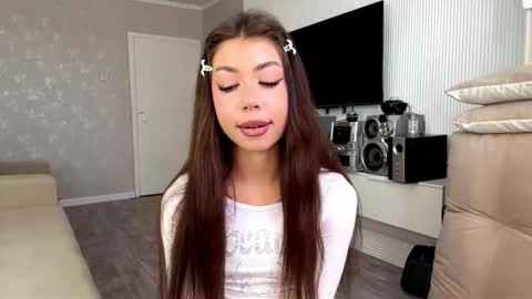 Flora online show from 03.21.26