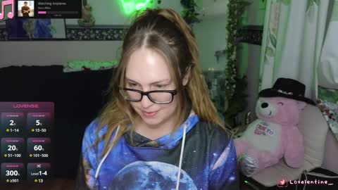 Lo Valentine online show from 12.31.24