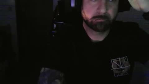 Snapshot of lovalova666 chatting on 10.19.25 Guapito online show from 10.19.25