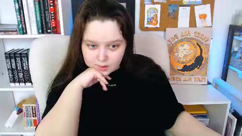 Snapshot of lovbess chatting on 07.11.26 Mia online show from 07.11.26