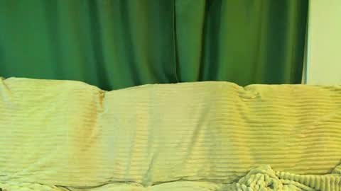 Snapshot of love_attation chatting on 02.12.26 Cute face online show from 02.12.26