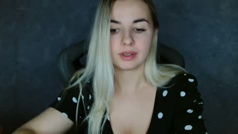 Snapshot of love_dom_meg chatting on 02.22.25 Megane online show from 02.22.25