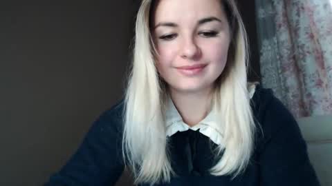 Snapshot of love_dom_meg chatting on 01.19.26 Megane online show from 01.19.26