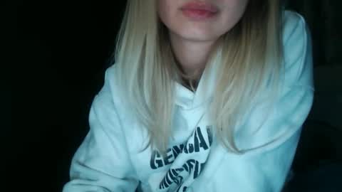 Snapshot of love_dom_meg chatting on 02.01.26 Megane online show from 02.01.26