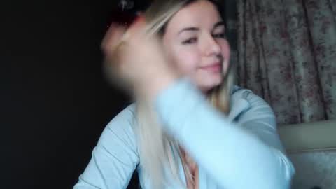 Snapshot of love_dom_meg chatting on 02.08.26 Megane online show from 02.08.26