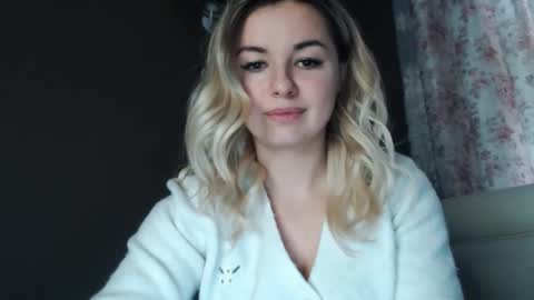 Snapshot of love_dom_meg chatting on 02.16.26 Megane online show from 02.16.26