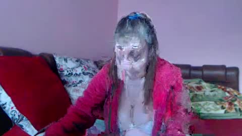 love_me_nice online show from 01.15.25