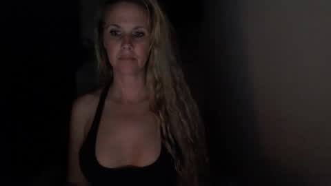 LoVe On  online show from 04.11.26