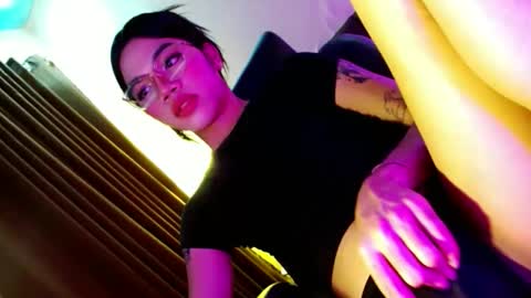 Snapshot of love_seren chatting on 02.18.26 Seren online show from 02.18.26