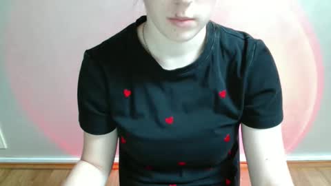 Vivian online show from 12.20.25