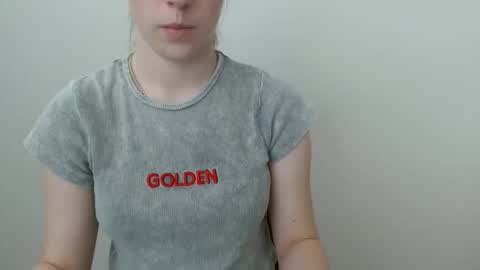 Vivian online show from 03.10.26