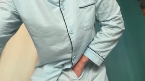 lovecoquin online show from 10.30.25