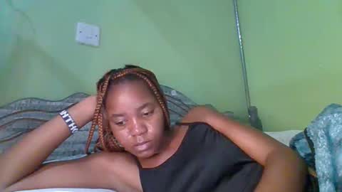 Snapshot of lovegal335 chatting on 01.17.26 lovegal335 online show from 01.17.26