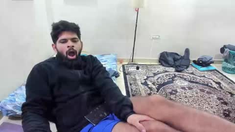 Snapshot of lovehairyindian chatting on 01.10.25 Indian hairy online show from 01.10.25