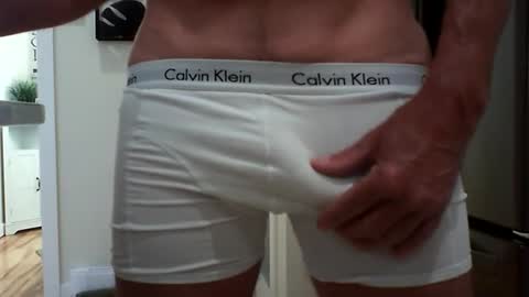 lovehairyone online show from 04.20.26