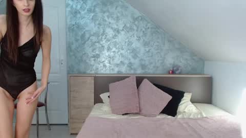 Helen online show from 01.14.25