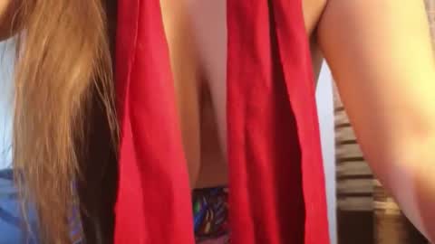 Snapshot of lovelace390 chatting on 11.20.25 Amber online show from 11.20.25