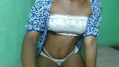 lovelaspice online show from 04.15.26